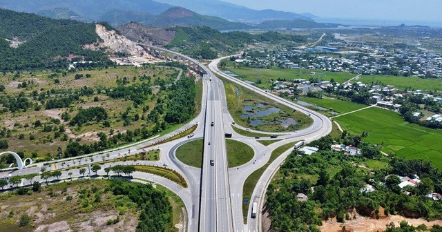 Dự án cao tốc Hòa Liên - Túy Loan có tổng mức đầu tư khoảng 2.113 tỷ đồng, sử dụng nguồn vốn ngân sách nhà nước. du-an-2.jpg