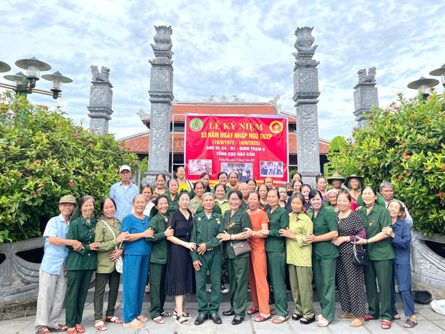 Với nhiều cựu chiến binh, cựu thanh niên xung phong về thăm Truông Bồn là về lại chiến trường xưa, nơi họ đã một thời cống hiến tuổi xuân cho đất nước. img-8615.jpg