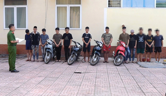 Các đối tượng tại cơ quan Công an. images2038438-1c3c966fdd3d57630e2c5.jpg