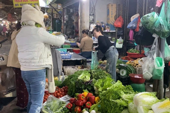 Giá thực phẩm tăng: Người tiêu dùng tìm mọi cách xoay xở