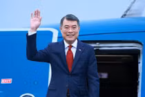 Thủ tướng Lê Minh Hưng lên đường tham dự Hội nghị cấp cao ASEAN lần thứ 48 tại Philippines