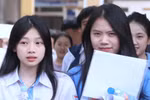 'Chiếc áo' một kỳ thi nhiều mục tiêu đã chật
