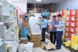 Kinh doanh hàng giả, Tạng Kiều Đường bị phạt 356 triệu đồng