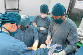 Khánh Hòa: Cứu sống bé sơ sinh 15 ngày tuổi bị tắc ruột bẩm sinh