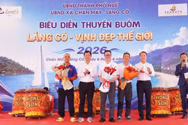 Vịnh Lăng Cô rực sắc thuyền buồm trong chuỗi hoạt động Festival Huế 2026