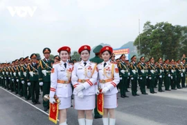 Những bóng hồng Cảnh sát biển trong đội hình diễu binh