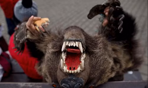 Phát hoảng với các phong tục đón năm mới kỳ quái 