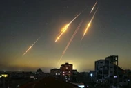 Phòng không Israel cạn tên lửa đánh chặn, Iran vẫn chưa cần dùng tên lửa mới