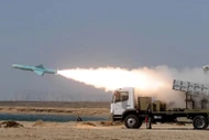 Liệu Iran có khả năng đánh chìm tàu sân bay của Mỹ như tuyên bố?