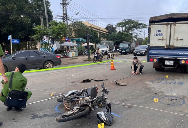 Hiện trường vụ TNGT. Ảnh VN vn.jpg
