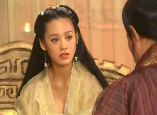 Triệu Cơ – mẹ ruột của Tần Thủy Hoàng, nổi tiếng là người phụ nữ dâm loạn trong lịch sử Trung Quốc (ảnh từ phim truyền hình Trung Quốc). Triệu Cơ – mẹ ruột của Tần Thủy Hoàng, nổi tiếng là người phụ nữ dâm loạn trong lịch sử Trung Quốc (ảnh từ phim truyền hình Trung Quốc).