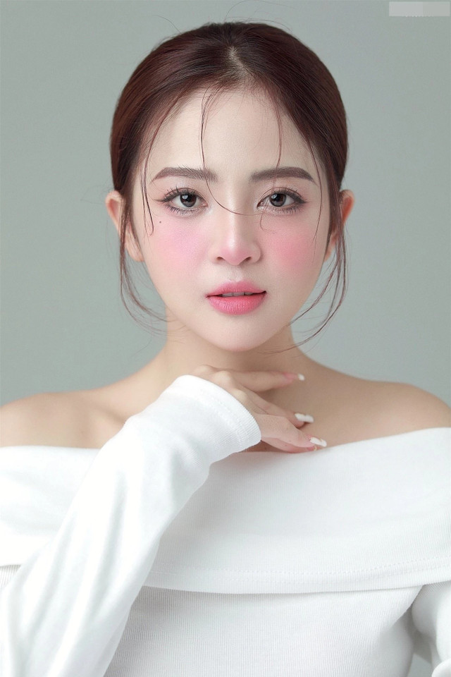 Một số tin đồn cho rằng cô gặp vấn đề về sức khỏe hoặc đang trong giai đoạn sinh con. (Ảnh: DNVN) me-3.png