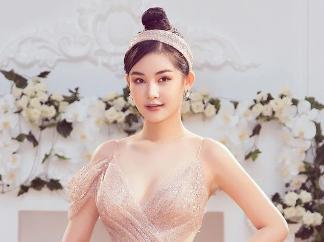 Lê Âu Ngân Anh “lột xác” sau 2 năm đăng quang: Không chỉ giỏi, ngày càng xinh!