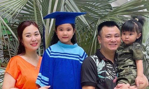 Tổ ấm hạnh phúc với vợ đẹp, con xinh của “Táo Mạng” Tự Long