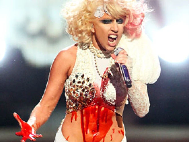 Những khoảnh khắc “choáng” nhất trong lịch sử lễ trao giải VMAs