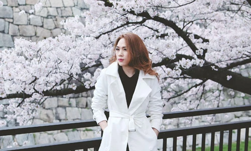 Mỹ Tâm căng tràn sức trẻ, quyến rũ dưới hoa Anh đào