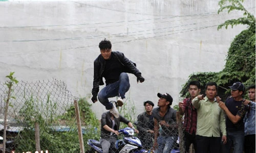 Hậu trường đóng cảnh hành động trong phim của Ưng Hoàng Phúc