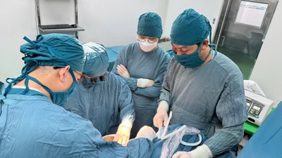 BV Đa khoa Ninh Thuận: Phẫu thuật cứu sống bệnh nhi 15 ngày tuổi bị tắc ruột bẩm sinh