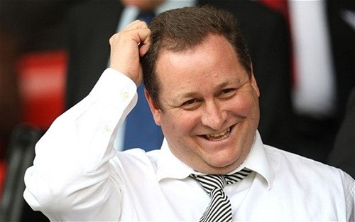 Ông trùm nhãn hàng Dunlop, Slazenger, Karrimor và Lonsdale sở hữu cổ phần tại Newcastle United và Rangers FC. Tài sản cá nhân của ông được ước tính là 3,75 tỷ bảng Anh (khoảng 5,7 tỷ USD).