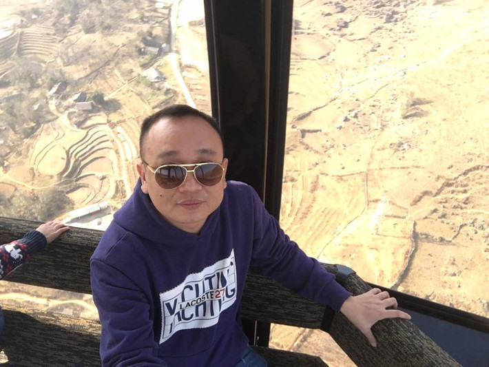 Chân dung ông bố "quốc dân" được hàng nghìn chị em hâm mộ. Ảnh trong bài: Facebook nhân vật.