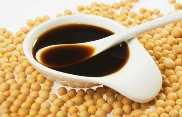 Trong khi hầu hết thực phẩm đều được khuyên ăn sớm sau khi thu hoạch thì nước tương, giấm, rượu... lại ngoại lệ, càng để lâu càng tốt.