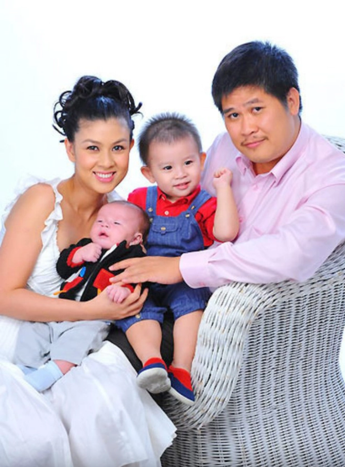Diễn viên Kim Thư và Phước Sang từng là cặp đôi trai tài gái sắc của showbiz Việt. Họ không làm đám cưới nhưng có 2 con chung. Ảnh: ĐSPL