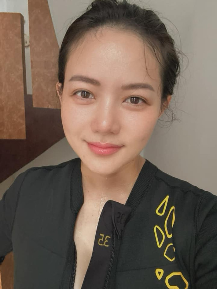 Như nhiều bà mẹ sau sinh, Phan Như Thảo từng đối mặt với tình trạng tăng cân mất kiểm soát. Ảnh: FB Phan Như Thảo