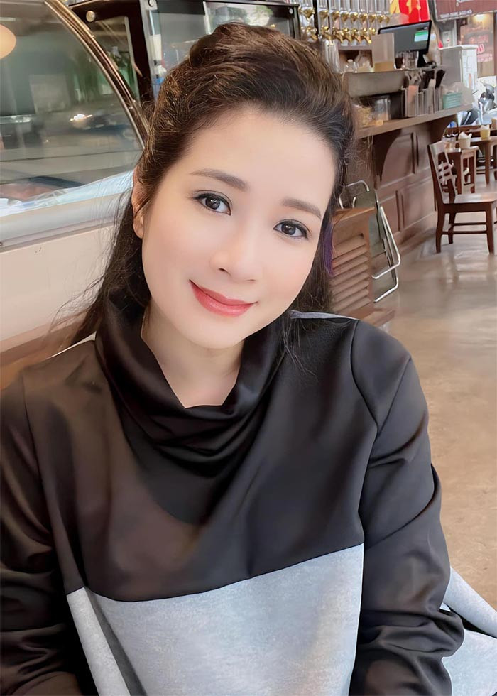 Thanh Thanh Hiền thu hút người đối diện bởi khuôn mặt đẹp cùng nụ cười duyên dáng. (Ảnh: FBNV)