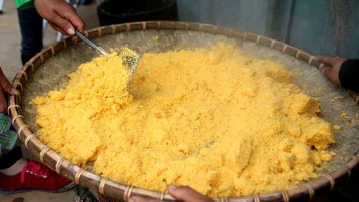 Nghe tên gọi có vẻ lạ lẫm, nhưng đặc sản mèn mén lại là món ăn quen thuộc trong đời sống hằng ngày của người dân tộc Mông.