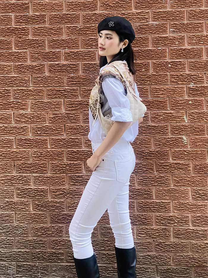 Tại Australia, Miss World Vietnam 2023 thuê nhà ở cùng em họ và tự nấu ăn hàng ngày.
