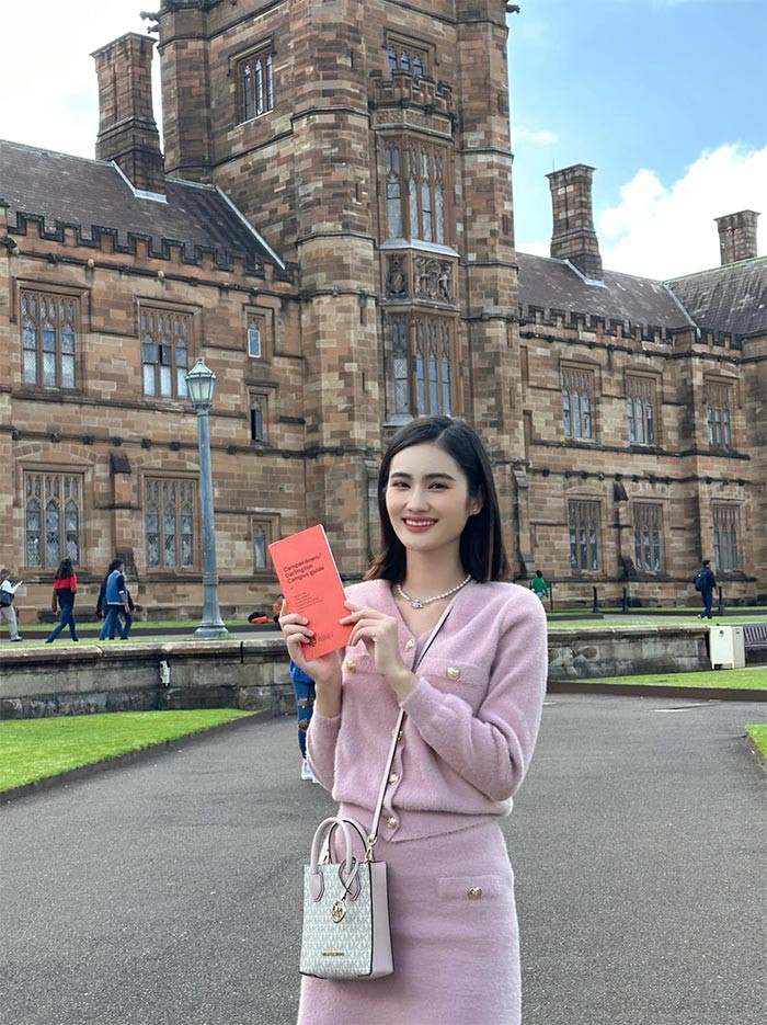 Người đẹp quê Bình Định du học Australia trong vòng hai năm và trong thời gian này cô sẽ tạm rời showbiz.