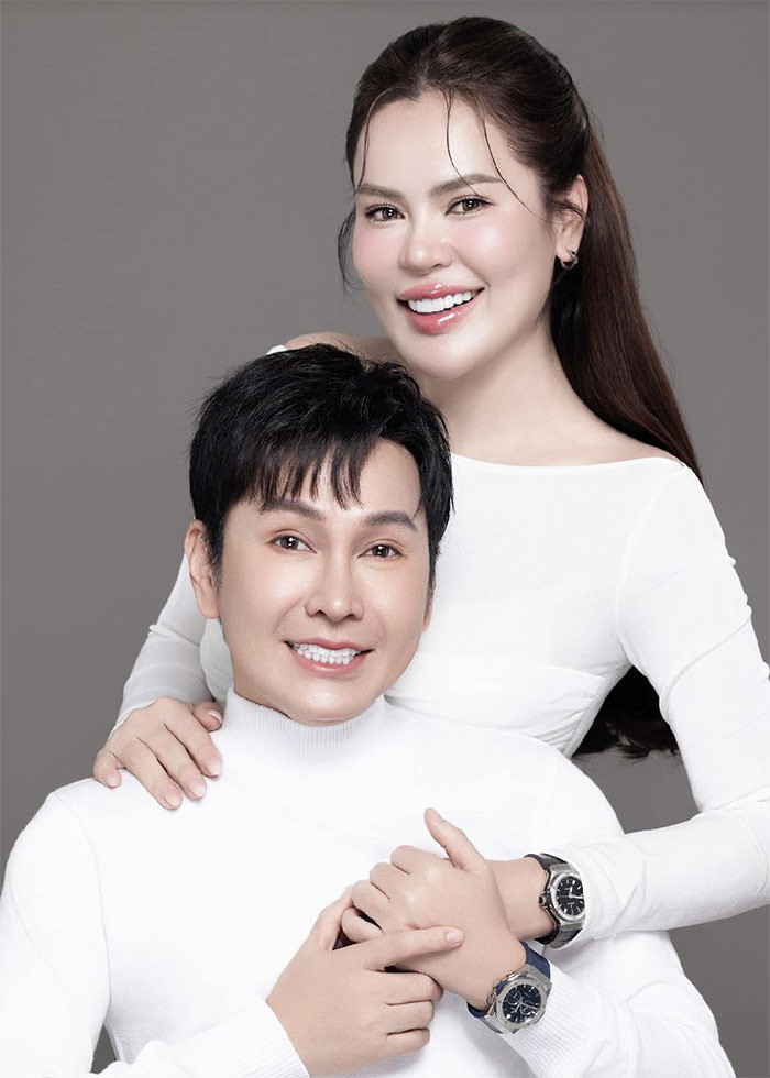 Năm 2015 Vũ Luân được Nhà nước phong tặng danh hiệu Nghệ sĩ Ưu tú. (Ảnh: FB Phương Lê)