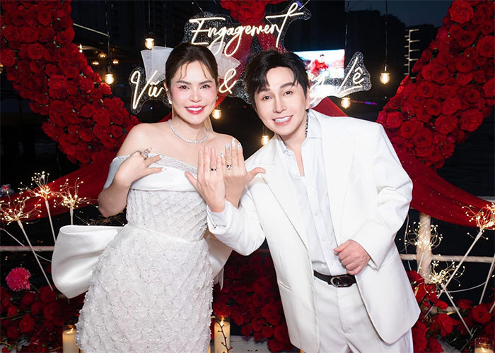 Phương Lê - Vũ Luân hẹn hò hơn một năm nay nhưng thời gian gần đây cả hai mới công khai những khoảnh khắc tình tứ bên nhau. (Ảnh: FB Phương Lê)