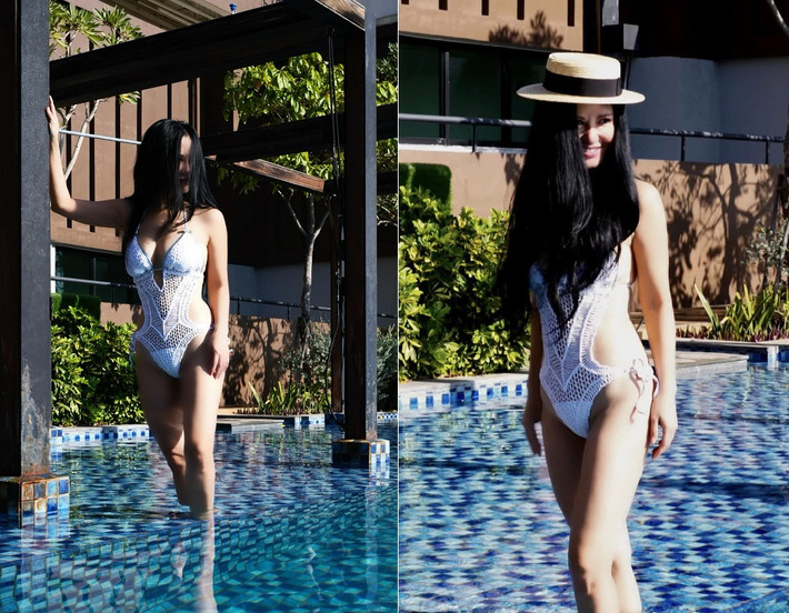 Hình ảnh nữ ca sĩ khoe body tuyệt đẹp ở bể bơi khiến fan xuýt xoa khen.