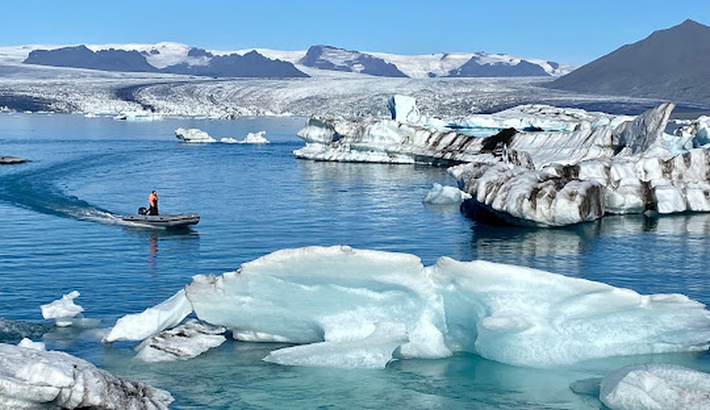 Iceland không chỉ thu hút khách du lịch bởi những cảnh quan thiên nhiên kỳ vĩ có một không hai, mà còn khiến du khách bất ngờ với nền ẩm thực độc đáo, trong đó có món Hákarl, hay còn gọi là cá mập thối. Ảnh: An ninh Thủ đô