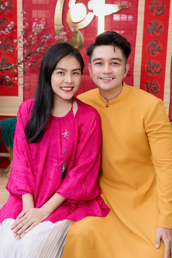 Vân Trang là gương mặt quen thuộc của màn ảnh Việt, luôn được khán giả yêu mến bởi vẻ đẹp dịu dàng và tài năng diễn xuất. Cô liên tục góp mặt vào các bộ phim ăn khách như: Cô dâu đại chiến, Bò cạp tím, Scandal, Gia đình phép thuật, Ván bài tình yêu, Lòng dạ đàn bà… Ảnh: FB Vân Trang