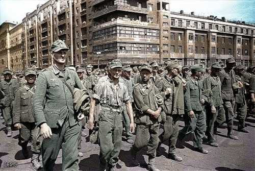 Đó là cuộc diễu hành trên các đường phố chính của thủ đô Moscow vào ngày 17/7/1944 của các tướng lĩnh, sĩ quan và binh lính Đức bị các phương diện quân số 1, 2 và 3 Belorussia của Hồng quân Liên Xô bắt trong Chiến dịch Bagration vào mùa hè năm 1944.
