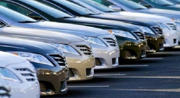 Doanh nghiệp có doanh số vượt mốc 40.000 xe/năm: Với lượng xe bán ra trong năm 2014 lần lượt là 42.338 và 40.820 xe, Trường Hải và Toyota là hai doanh nghiệp đã vượt qua cột mốc này.