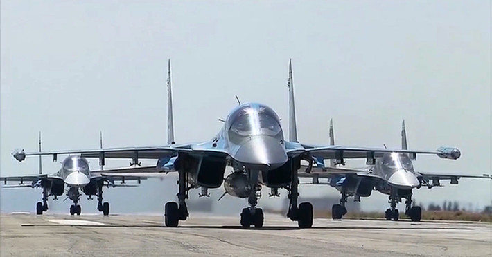 Với nhiệm vụ như vậy, có lẽ những máy bay chiến thuật như Su-25, Su-24 và Su-34 phát huy vai trò tốt hơn, bởi vì chúng được trang bị hệ thống trinh sát, ngắm bắn, điều khiển hỏa lực tương ứng.