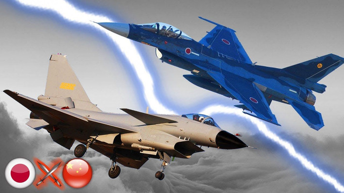 Có thể nói, cấu hình của F-2 và J-10 là gần tương đương, nhưng máy bay nào giành phần thắng? So về bán kính chiến đấu, F-2 có bán kính chiến đấu lớn hơn so với J-10 (850km và 550km). Nếu hai máy bay không chiến với nhau, F-2 sẽ có nhiều nhiên liệu hơn để cơ động và tăng tốc.