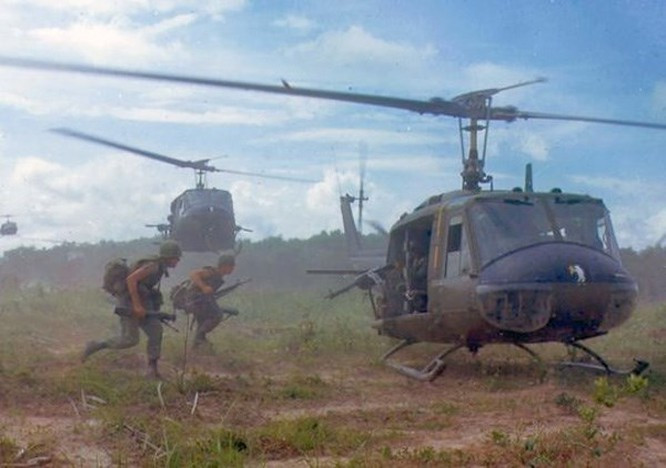 Loại máy bay mà ông bắn hạ nhiều nhất là trực thăng, trong đó có UH-1A (trực thăng vận tải kiêm vũ trang, loại trực thăng hiện đại nhất khi đó), CH-47 (trực thăng vận tải hạng nặng 2 động cơ, có thể chở xe bọc thép, một khẩu đội pháo 155ly hay một chiếc F-16, vẫn là hàng tốt nhất hiện nay trên thế giới).
