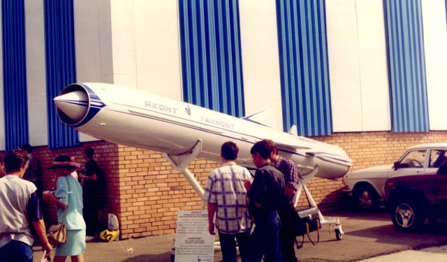 Tên lửa P-700 có hiệu suất vô song so với các loại tên lửa cùng thời, có thể đạt tốc độ Mach 3 và tấn công các tàu chiến cách xa tới 625km. Nhưng P-700 dự kiến sẽ được thay thế bằng 80 ô phóng cho các tên lửa hành trình nhỏ hơn, hiện đại hơn như P-800 Oniks chống hạm, 3M54T Kalibr và Zircon.