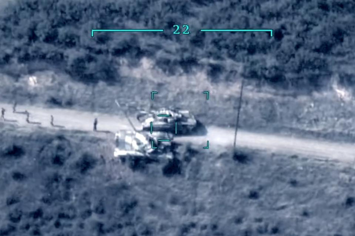 Sự thành công của UAV có vũ trang của Thổ Nhĩ Kỳ và cuộc tấn công của nó trên chiến trường Syria vào tháng 2 và tháng 3 năm 2020, cũng như tại chiến trường Lybia và gần đây nhất là Nagorno-Karabakh, đã quảng bá ngành công nghiệp sản xuất UAV và vũ khí nội địa của Thổ Nhĩ Kỳ.