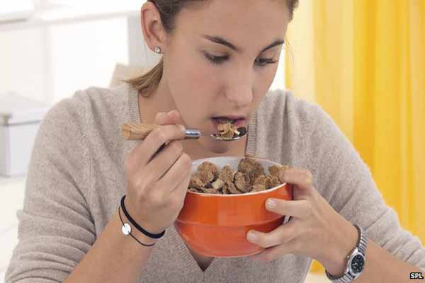 Trong nhóm những người sử dụng thức ăn giàu chất xơ nhất, nguy cơ tử vong vì các căn bệnh hệ tuần hoàn, các bệnh lây nhiễm và các bệnh đường hô hấp giảm từ 24-56% ở nam giới và từ 34-59% ở phụ nữ.