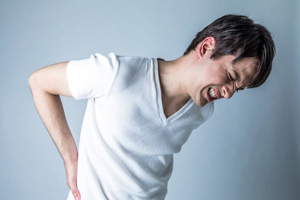 Một trong những nguyên nhân gây đau lưng mạn tính là do cơ cốt lõi yếu. Ảnh: diskdr.