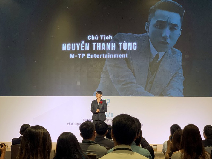 Ngoài lĩnh vực ca hát, Sơn Tùng M-TP còn là Chủ tịch của ba công ty giải trí và đào tạo tài năng mang tên mình. Tuy nhiên, giọng ca quê Thái Bình lại khá kín tiếng, ít khi khoe khoang, phô trương tài sản hay thể hiện quan điểm trước truyền thông, trái lại dành nhiều thời gian tập trung cho nghệ thuật và các hoạt động giải trí liên quan.