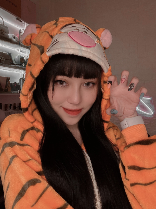 Lai Lai - Vũ Hoài Trinh từng là streamer có tiếng trong làng game Việt. Nhờ ngoại hình xinh xắn và ưa nhìn, cô nàng luôn được đông đảo anh em game thủ để mắt tới.