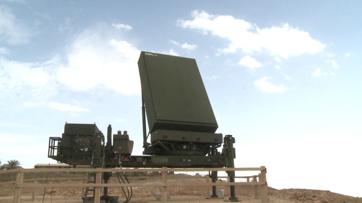 Với phiên bản tầm trung Spyder-MR sẽ được trang bị radar mạng pha EL/M-2084 có tầm trinh sát 250km. Nguồn ảnh: Wikipedia