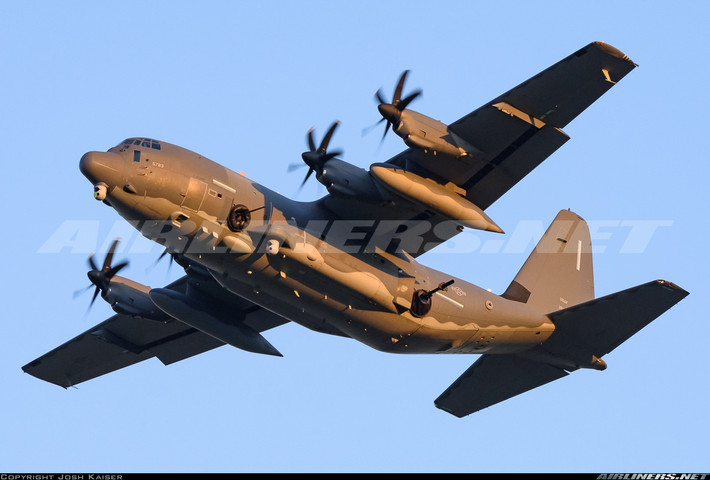 Hiện tại, thay thế cho AC-130U trên bầu trời sẽ là dòng máy bay vận tải vũ trang thế hệ mới AC-130J "Ma tốc độ" thiết kế trên cơ sở phiên bản mới nhất dòng C-130 là C-130J-30. Loại này chính thức được chấp thuận biên chế từ năm 2017. So với AC-130U, AC-130J dĩ nhiên là hiện đại hơn cả về hệ thống điện tử hàng không và vũ khí. Đặc biệt, động cơ của AC-130J có những thay đổi đem lại độ tin cậy, hiệu suất cao hơn hẳn…. Nguồn ảnh: Airliners.net