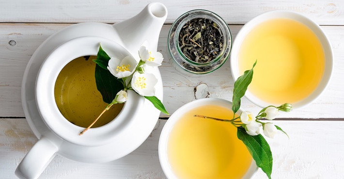 Không những vậy, trà hoa nhài còn chứa nhiều polyphenol mạnh mẽ, có thể làm giảm nguy cơ mắc bệnh Alzheimer và bệnh Parkinson. Ảnh: teaforte.